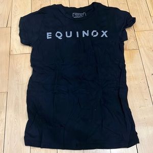 Equinox Tshirt Sz S